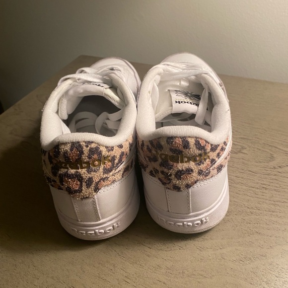 Reebok leopard print women’s sneaker - Picture 2 of 5